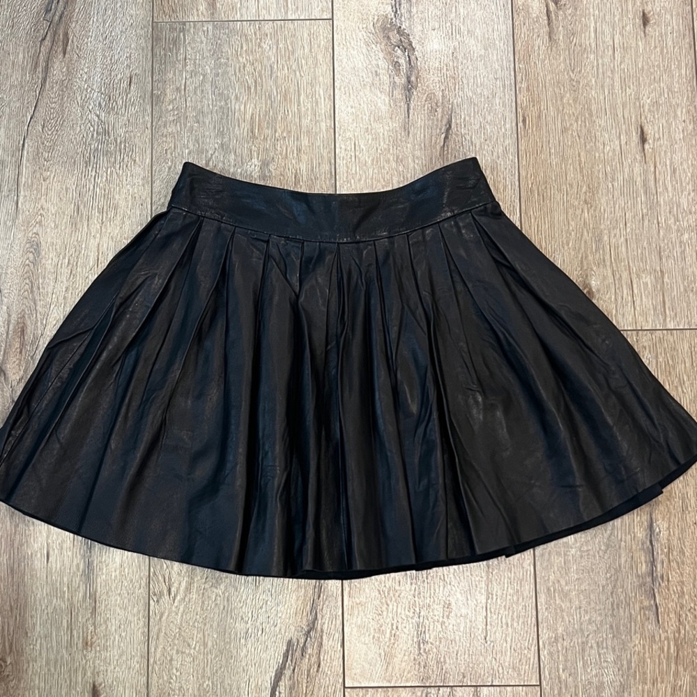 Alice + Olivia Box Pleat Lamb Leather mini Skirt